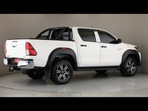 Toyota Hilux 2.4GD-6 double cab 4x4 Raider X auto - Image 2