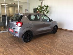 Toyota Vitz 1.0 XR manual - Image 2