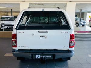 Toyota Hilux 3.0D-4D double cab 4x4 Raider Dakar edition - Image 5