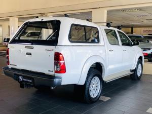 Toyota Hilux 3.0D-4D double cab 4x4 Raider Dakar edition - Image 2