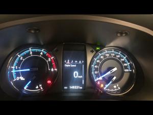 Toyota Hilux 2.8GD-6 Xtra cab 4x4 Legend manual - Image 9