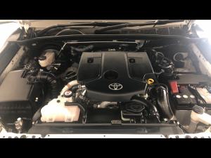 Toyota Hilux 2.8GD-6 Xtra cab 4x4 Legend manual - Image 14