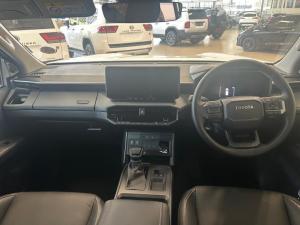 Toyota Hilux 2.8GD-6 double cab Legend - Image 6