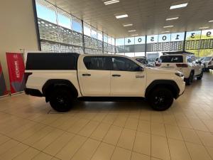 Toyota Hilux 2.8GD-6 double cab Legend - Image 3