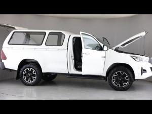 Toyota Hilux 2.8GD-6 4x4 Legend 50 - Image 30