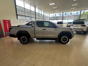 Toyota Hilux 2.8GD-6 Xtra cab Raider X - Image 3