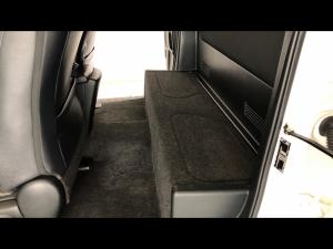 Toyota Hilux 2.8GD-6 Xtra cab Legend manual - Image 11