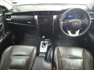 Toyota Fortuner 2.4GD-6 auto - Image 6