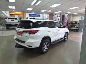 Toyota Fortuner 2.4GD-6 auto - Image 2