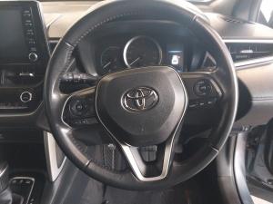 Toyota Corolla Cross 1.8 Hybrid XS - Image 8