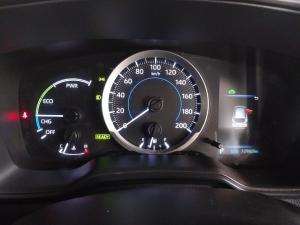 Toyota Corolla Cross 1.8 Hybrid XS - Image 11