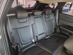 Hyundai Tucson 2.0 Premium automatic - Image 12