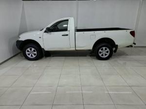 Mitsubishi Triton 2.4 GLX - Image 2