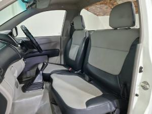 Mitsubishi Triton 2.4 GLX - Image 8