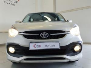 Toyota Vitz 1.0 XR manual - Image 2