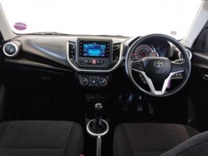 Toyota Vitz 1.0 XR manual - Image 7