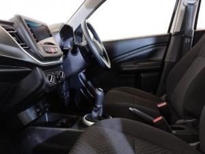 Toyota Vitz 1.0 XR manual - Image 9