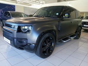 Land Rover Defender 110 D300 X-Dynamic HSE - Image 1