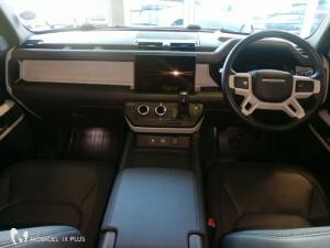 Land Rover Defender 110 D300 X-Dynamic HSE - Image 4