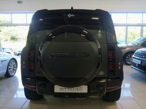 Land Rover Defender 110 D300 X-Dynamic HSE - Image 8