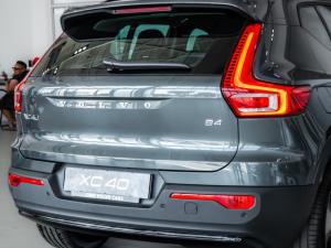 Volvo XC40 B4 Plus Dark - Image 16