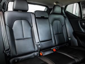 Volvo XC40 B4 Plus Dark - Image 18