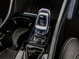 Volvo XC40 B4 Plus Dark - Image 20