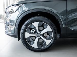Volvo XC40 B4 Plus Dark - Image 21