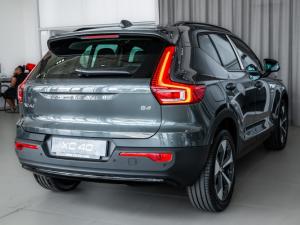 Volvo XC40 B4 Plus Dark - Image 3