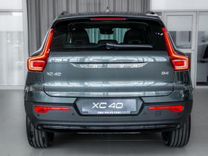 Volvo XC40 B4 Plus Dark - Image 4