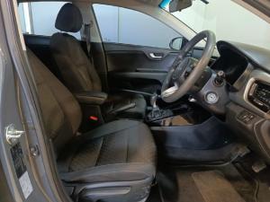 Kia Rio hatch 1.4 LS - Image 8