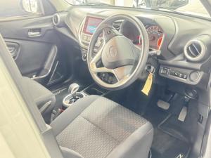 Toyota Vitz 1.0 XR auto - Image 6