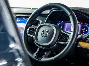 Volvo XC90 B5 AWD Ultra Dark - Image 12