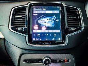 Volvo XC90 B5 AWD Ultra Dark - Image 13