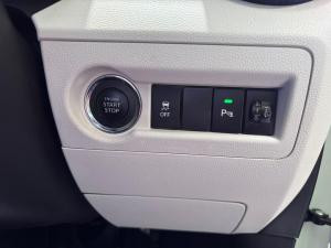 Suzuki Ignis 1.2 GLX - Image 11