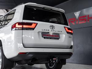 Toyota Land Cruiser 300 3.3D GX-R - Image 10