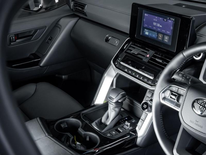 Toyota Land Cruiser Land Cruiser 300 3.3D GX-R