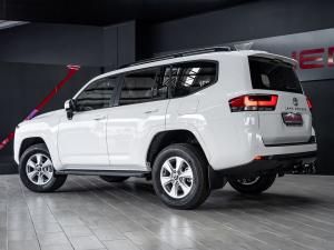 Toyota Land Cruiser 300 3.3D GX-R - Image 5