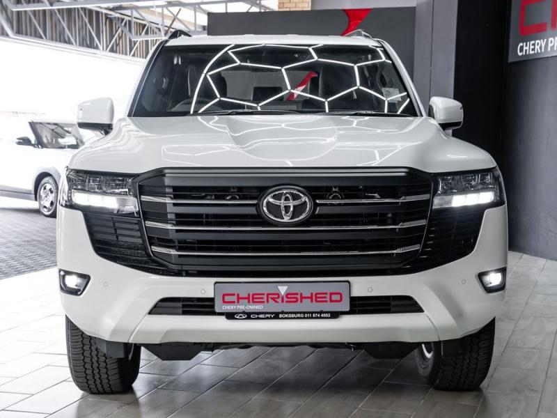 Toyota Land Cruiser Land Cruiser 300 3.3D GX-R