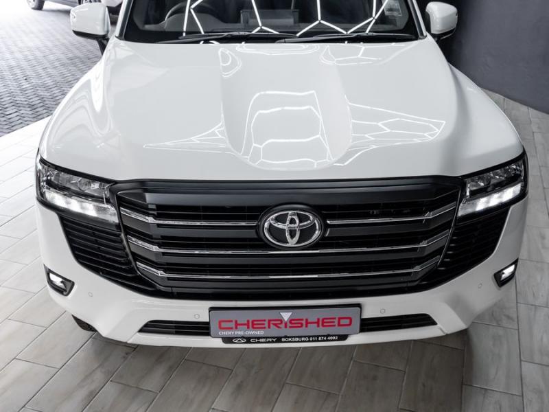 Toyota Land Cruiser Land Cruiser 300 3.3D GX-R