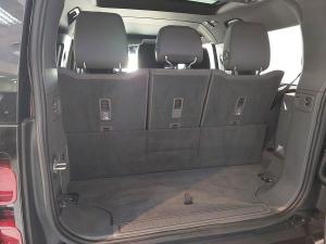 Land Rover Defender 130 D300 X-Dynamic HSE - Image 12