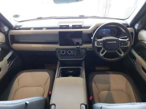 Land Rover Defender 130 D300 X-Dynamic HSE - Image 15