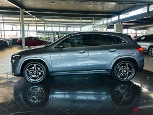 Mercedes-Benz GLA GLA200 Progressive - Image 11