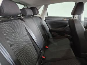 Volkswagen Polo hatch 1.0TSI - Image 11