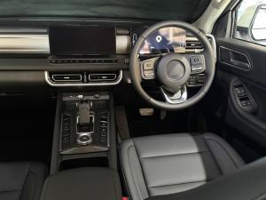 GWM P300 2.4T double cab LT 4x4 - Image 9