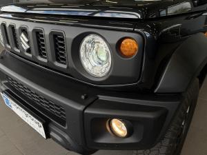 Suzuki Jimny 1.5 GLX AllGrip 5-door auto - Image 10