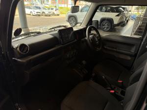 Suzuki Jimny 1.5 GLX AllGrip 5-door auto - Image 28
