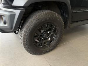Suzuki Jimny 1.5 GLX AllGrip 5-door auto - Image 9