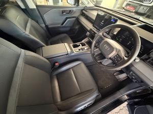 Toyota RAV4 2.5 HEV VX E-Four - Image 12