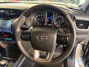 Toyota Fortuner 2.8GD-6 48V VX - Image 8